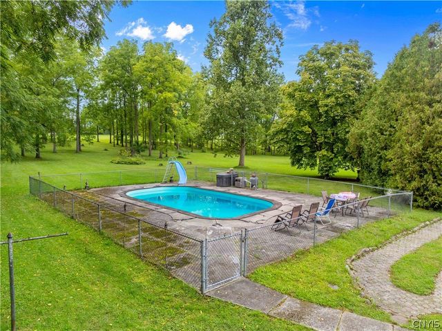 7149 East Sorrell Hill Road, Van Buren, NY 13027