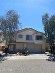 2327 W Running Deer Trail, Phoenix, AZ 85085