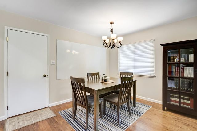 4472 Wyman Dr, Sacramento, CA 95821