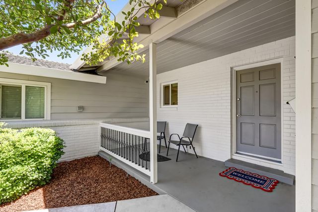 4472 Wyman Dr, Sacramento, CA 95821
