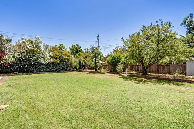4472 Wyman Dr, Sacramento, CA 95821