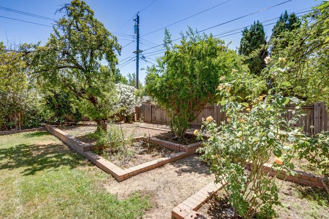 4472 Wyman Dr, Sacramento, CA 95821