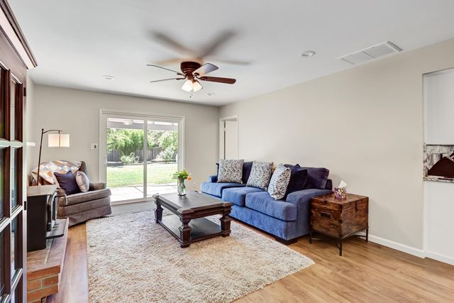 4472 Wyman Dr, Sacramento, CA 95821