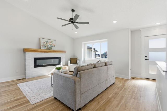 5425 N Saint Paul Ct, Wichita, KS 67204