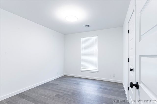 1412 E 150th Place S, Glenpool, OK 74033