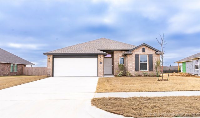 1412 E 150th Place S, Glenpool, OK 74033
