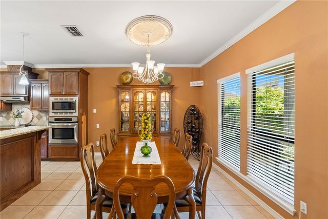 5717 Aava Dr, Corpus Christi, TX 78414