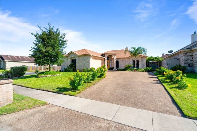 5717 Aava Dr, Corpus Christi, TX 78414