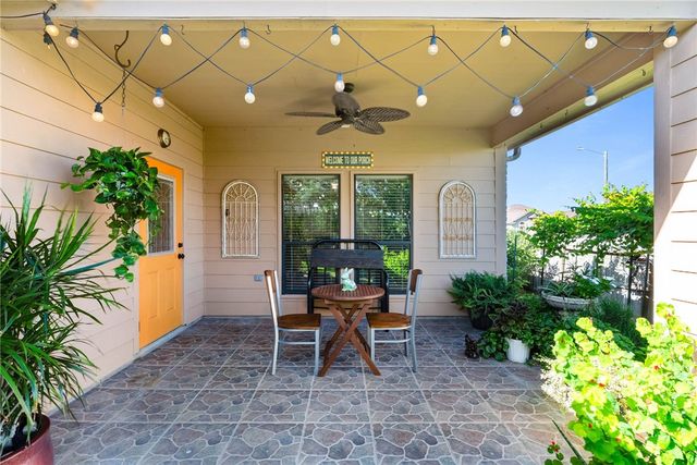 5717 Aava Dr, Corpus Christi, TX 78414