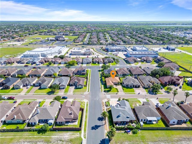 5717 Aava Dr, Corpus Christi, TX 78414