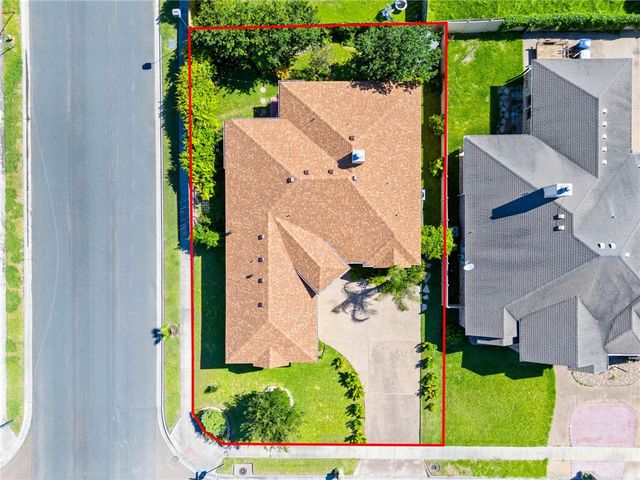 5717 Aava Dr, Corpus Christi, TX 78414