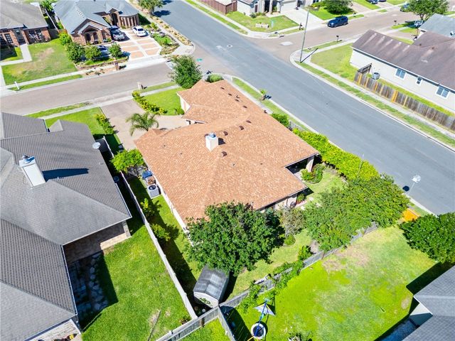 5717 Aava Dr, Corpus Christi, TX 78414