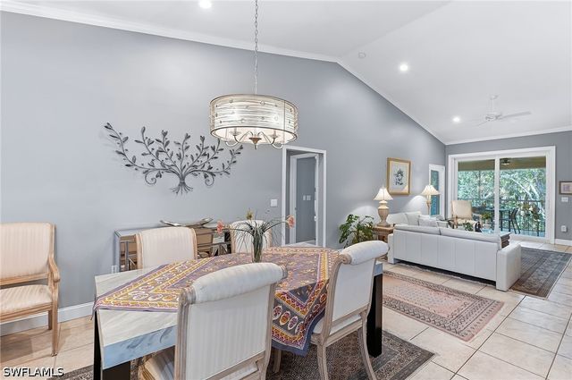 6835 Huntington Lakes CIR 201, Naples, FL 34119