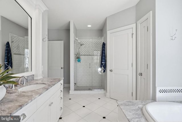 904 PLYMOUTH RD, Lower Gwynedd, PA 19002