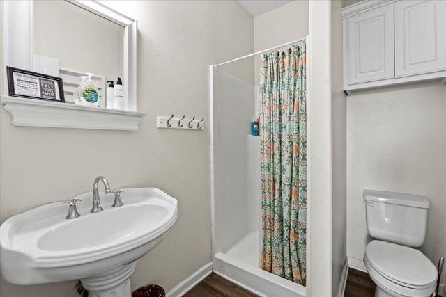 3240 Castle Drive, Crystal Beach, TX 77650