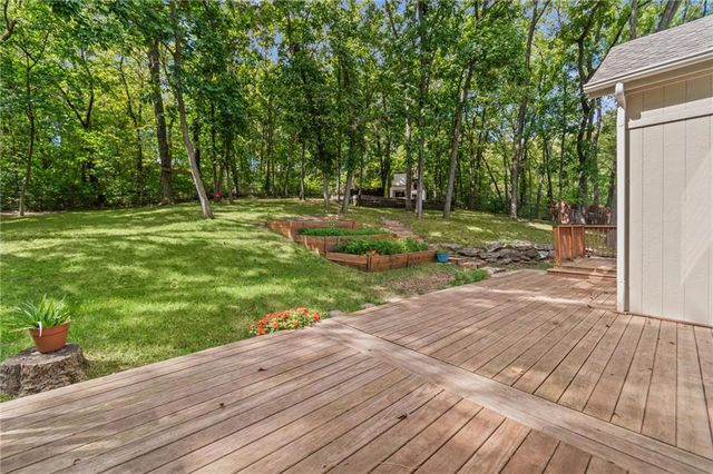 510 SW Foot Hill Drive, Grain Valley, MO 64029