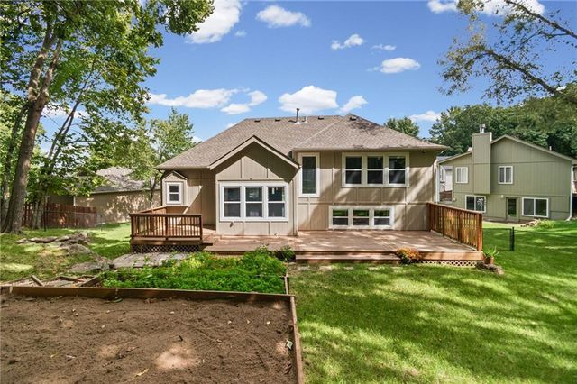 510 SW Foot Hill Drive, Grain Valley, MO 64029