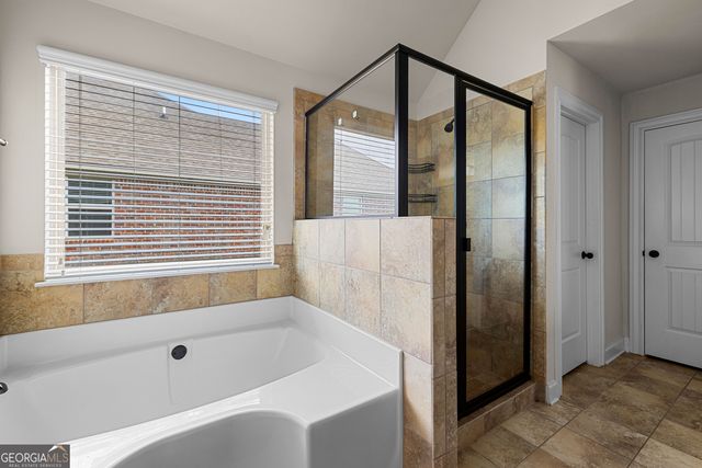 3256 Alhambra Circle, Hampton, GA 30228