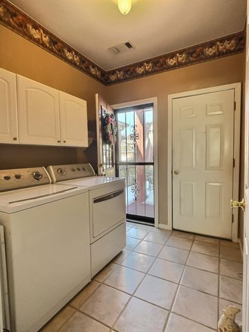 10442 KENSINGTON CIR, Collierville, TN 38017