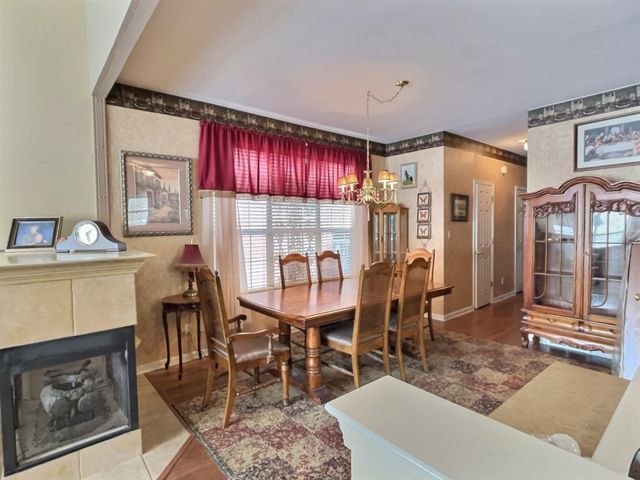 10442 KENSINGTON CIR, Collierville, TN 38017