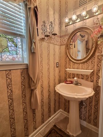 10442 KENSINGTON CIR, Collierville, TN 38017