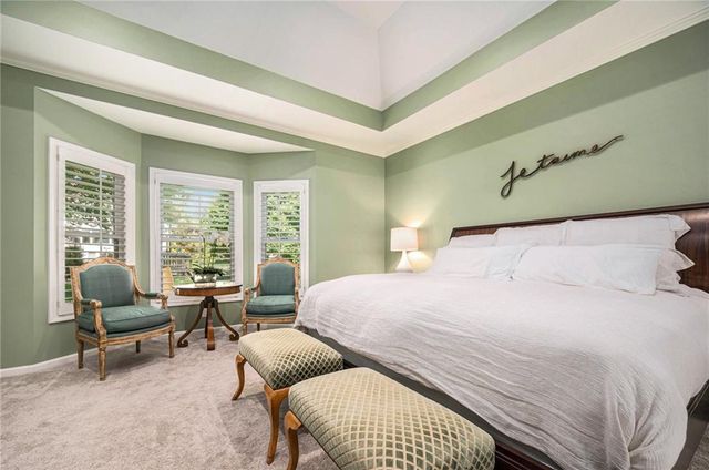 4528 W 140th Street, Leawood, KS 66224