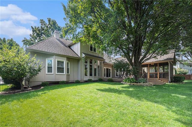 4528 W 140th Street, Leawood, KS 66224