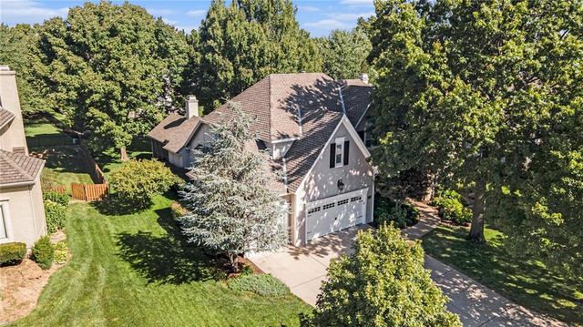 4528 W 140th Street, Leawood, KS 66224