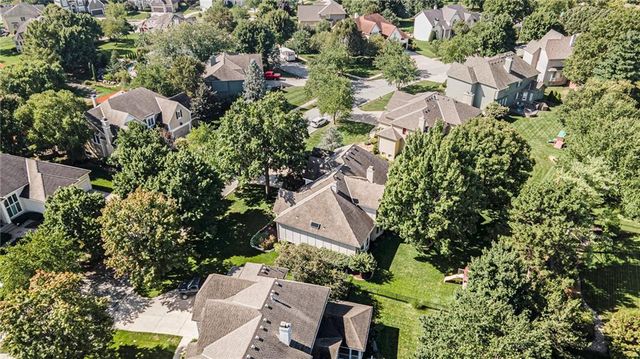 4528 W 140th Street, Leawood, KS 66224