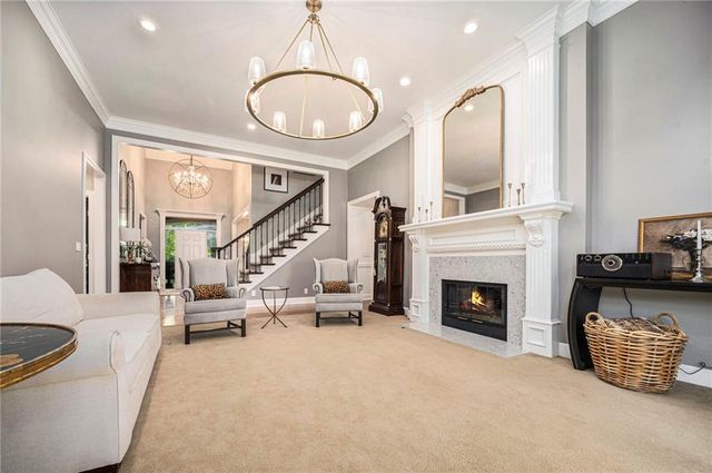 4528 W 140th Street, Leawood, KS 66224
