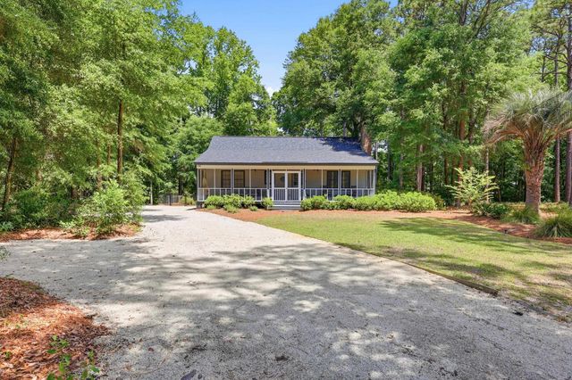 209 Moss Dale Ln., Pawleys Island, SC 29585