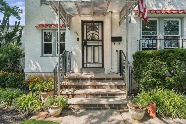 82-42 233rd Street, Queens Village, NY 11427