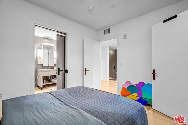 10777 WILSHIRE Boulevard 209, Los Angeles, CA 90024