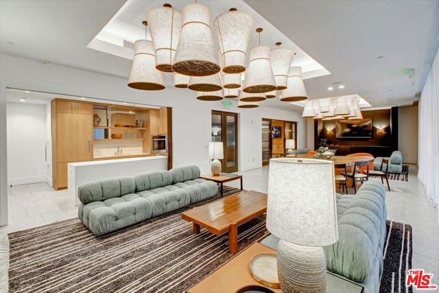 10777 WILSHIRE Boulevard 209, Los Angeles, CA 90024