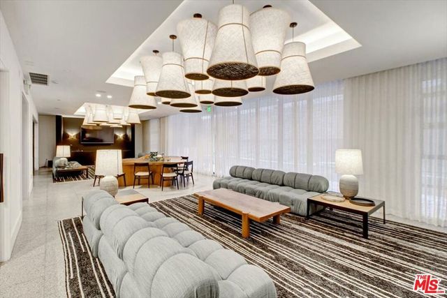 10777 WILSHIRE Boulevard 209, Los Angeles, CA 90024
