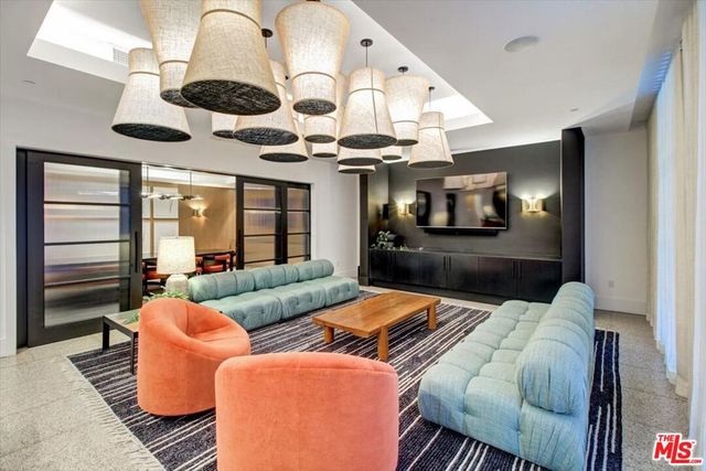 10777 WILSHIRE Boulevard 209, Los Angeles, CA 90024