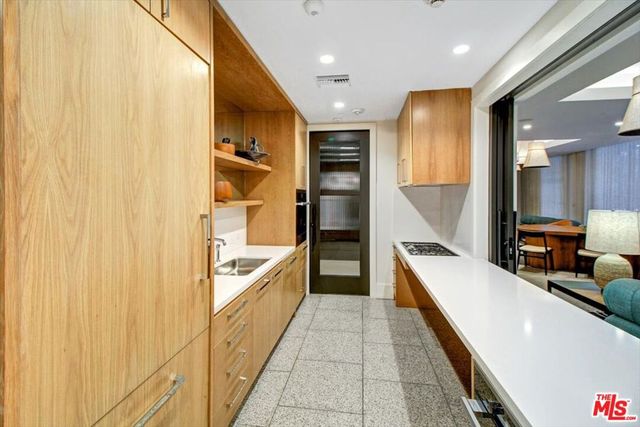 10777 WILSHIRE Boulevard 209, Los Angeles, CA 90024