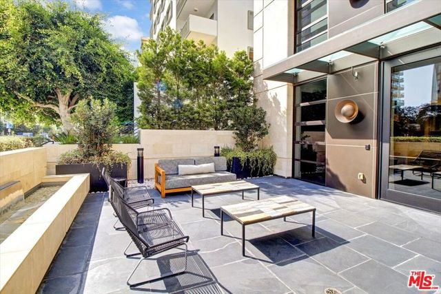 10777 WILSHIRE Boulevard 209, Los Angeles, CA 90024