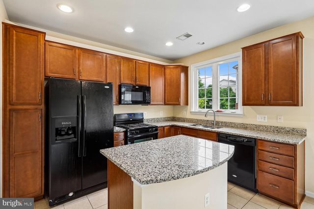 20660 SMOLLET TER, Ashburn, VA 20147
