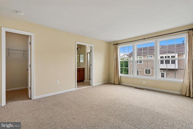 20660 SMOLLET TER, Ashburn, VA 20147
