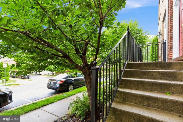 20660 SMOLLET TER, Ashburn, VA 20147