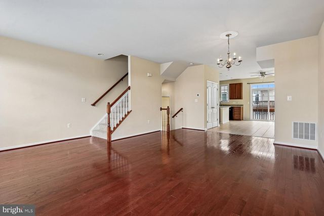 20660 SMOLLET TER, Ashburn, VA 20147