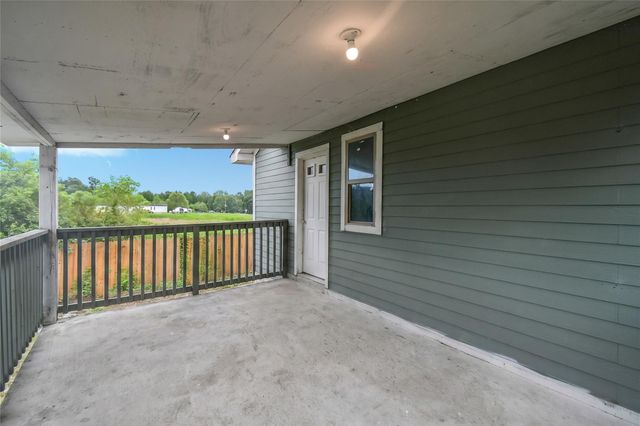 172 Road 5122, Cleveland, TX 77327