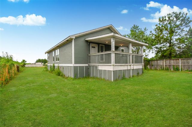 172 Road 5122, Cleveland, TX 77327