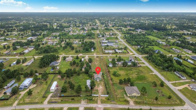 172 Road 5122, Cleveland, TX 77327