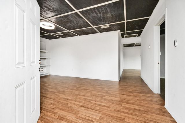 172 Road 5122, Cleveland, TX 77327
