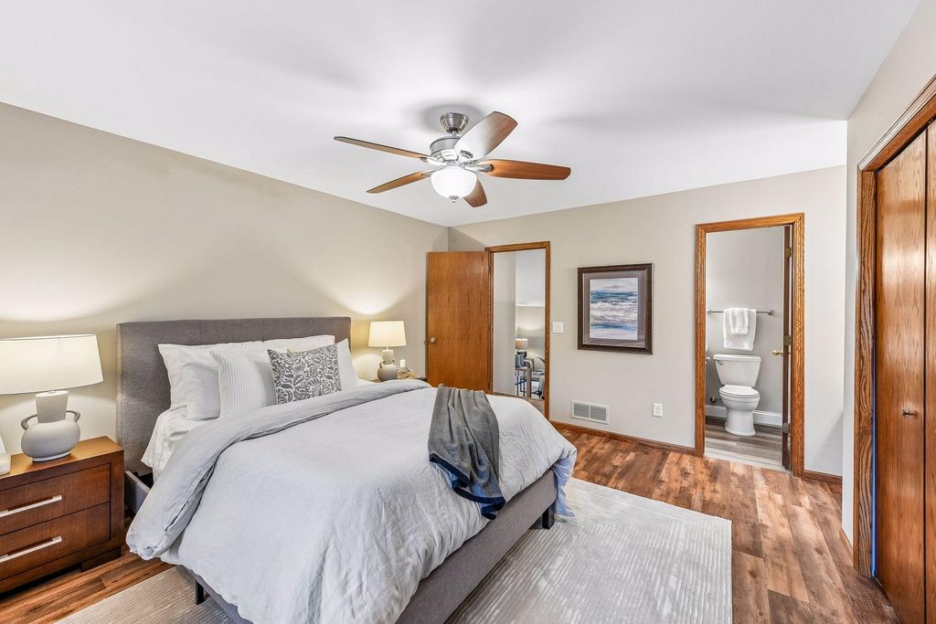 3607 Sussex Place, Minnetonka, MN 55345 — photo 5