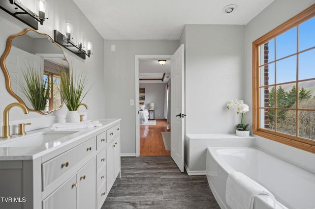 11515 Frederick Road, Coeburn, VA 24230