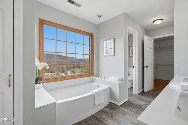 11515 Frederick Road, Coeburn, VA 24230