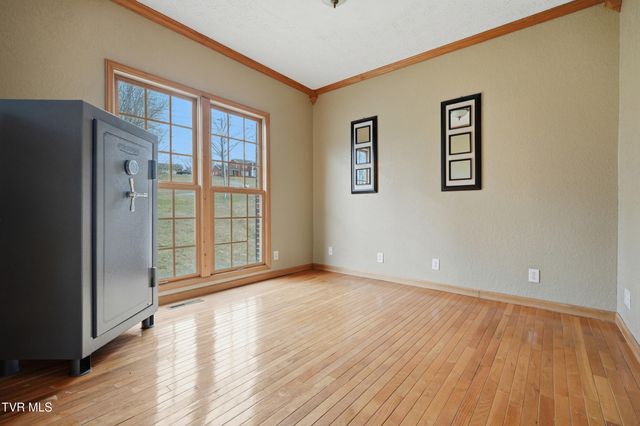 11515 Frederick Road, Coeburn, VA 24230